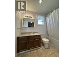 8820 107a Avenue, Fort St  John, BC V1J5Z1 Photo 16