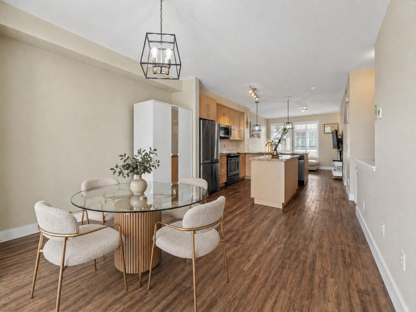 25 8250 209B STREET, Langley