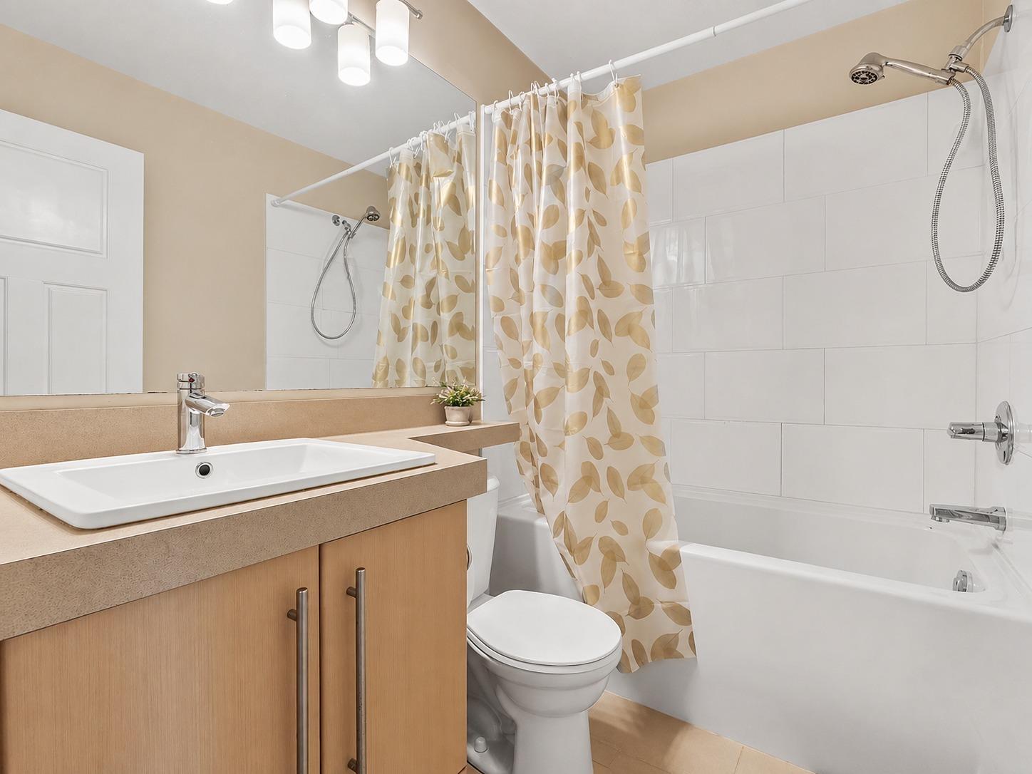 25 8250 209B STREET, Langley