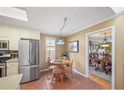 18555 57 Avenue, Surrey, BC V3S7T1 Photo 9