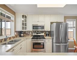 18555 57 Avenue, Surrey, BC V3S7T1 Photo 8