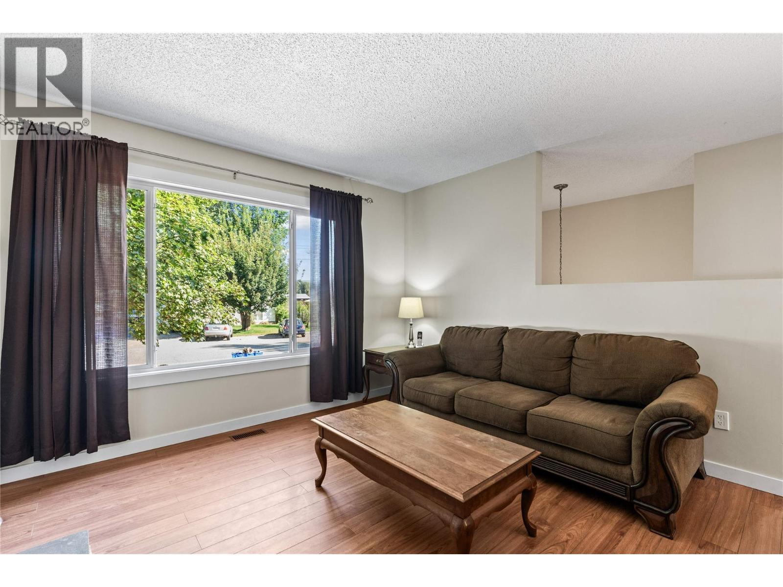 792 Eastwood Road, Lumby, British Columbia, V0E2G7, Lumby, British Columbia — photo 3 of 5