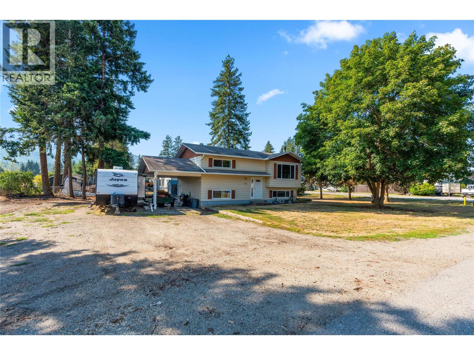792 Eastwood Road - 28