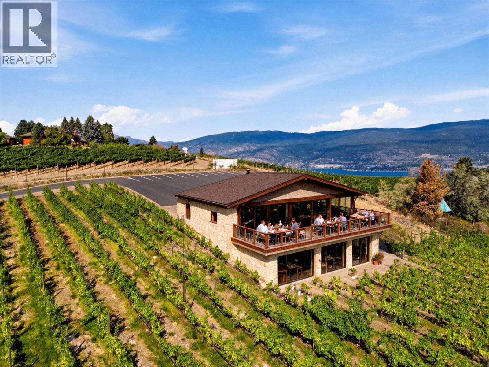 6007 Giants Head Road, Summerland