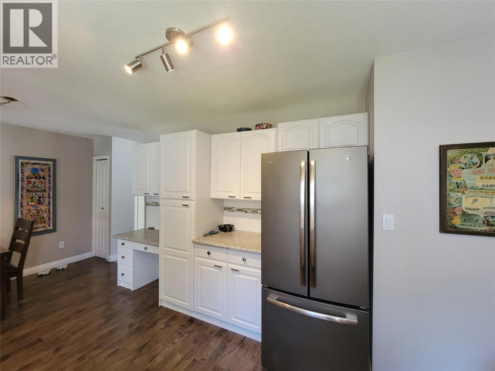 707 12th Avenue, Keremeos