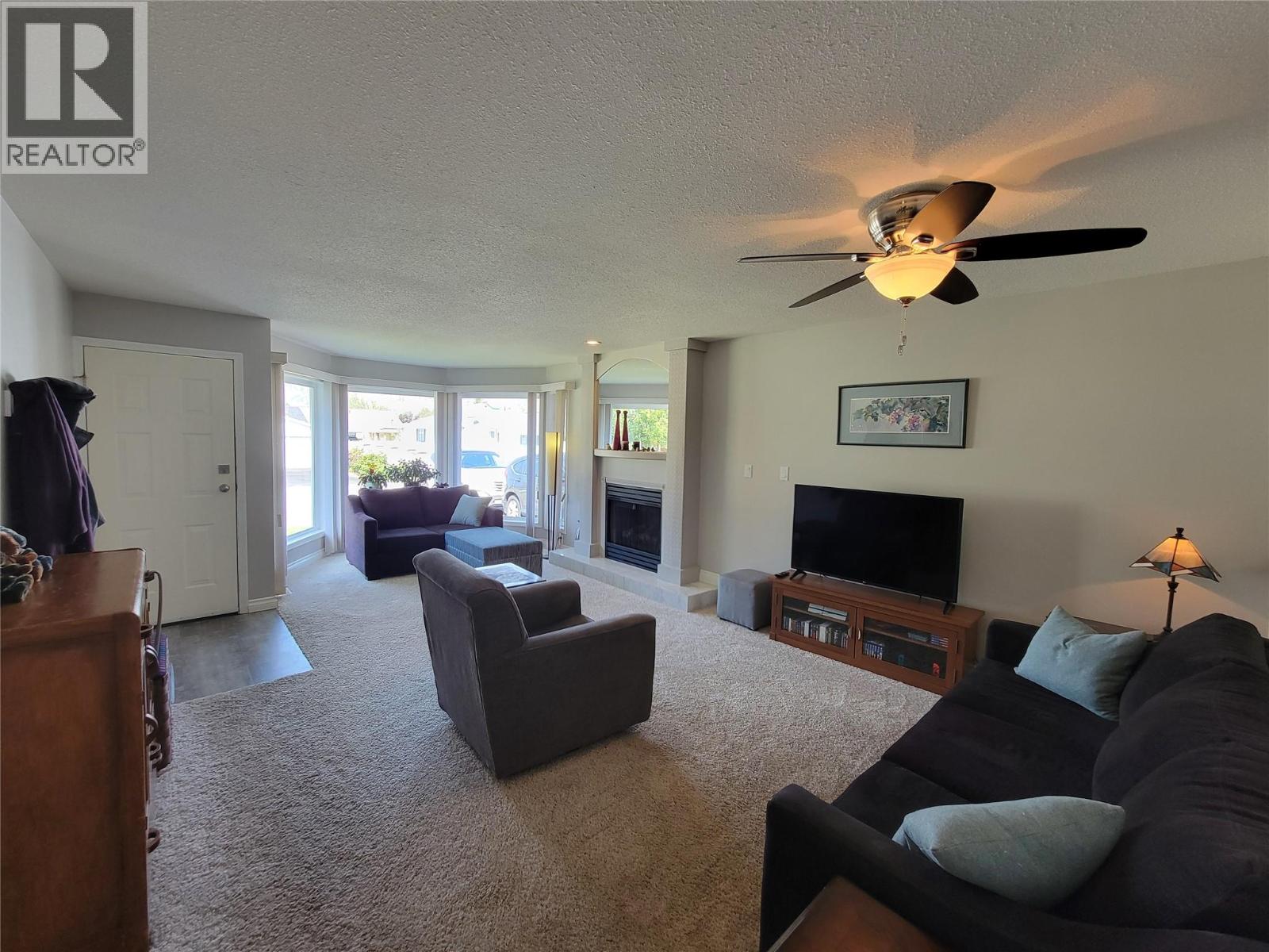 707 12th Avenue, Keremeos
