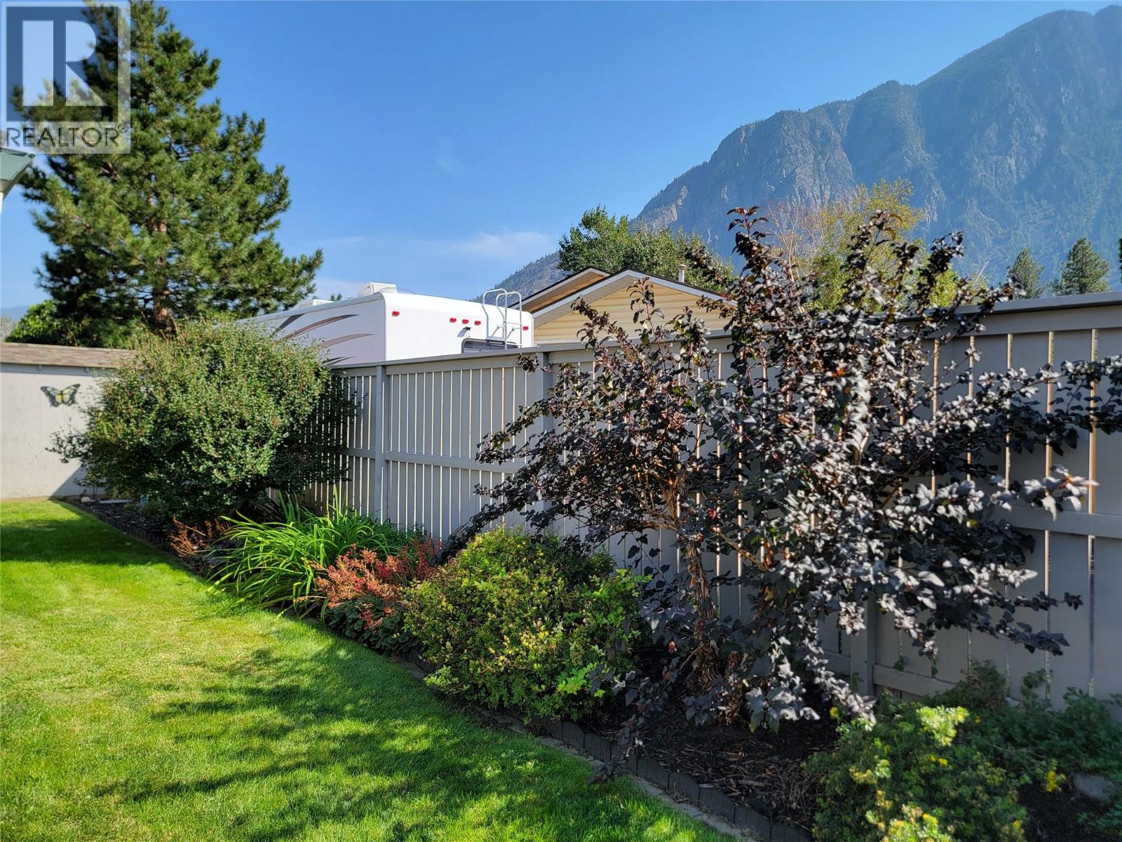 707 12th Avenue, Keremeos