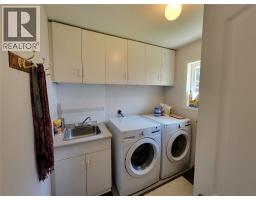 707 12th Avenue, Keremeos, BC V0X1N3 Photo 18