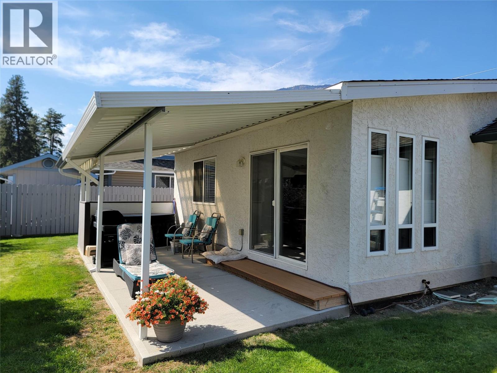 707 12th Avenue, Keremeos