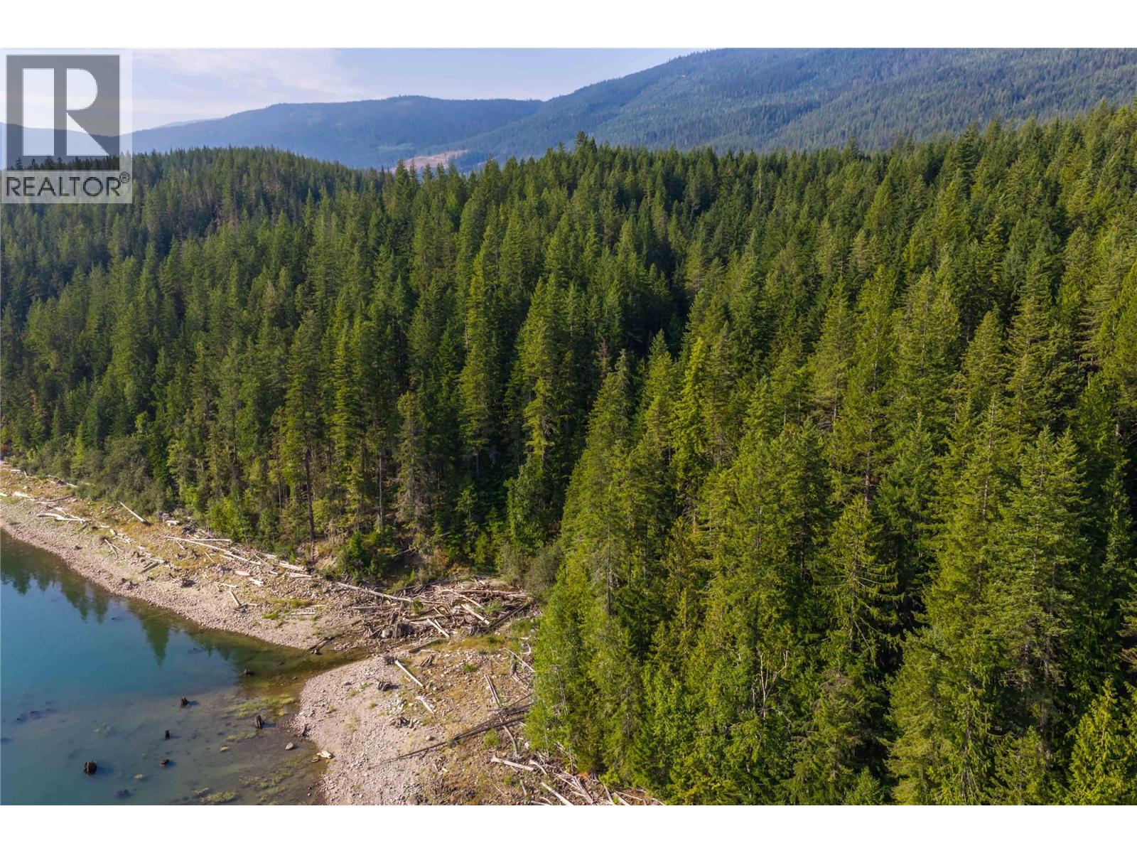 8044 23 South Highway, Revelstoke