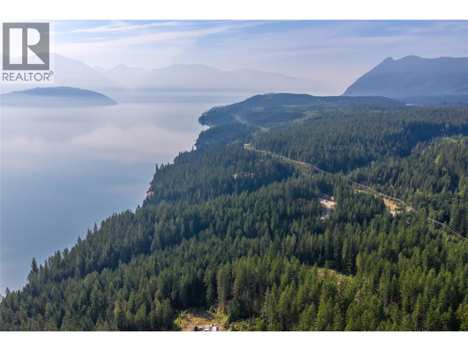8044 23 South Highway, Revelstoke