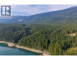 8044 23 South Highway, Revelstoke, BC V0E2S0 Photo 6