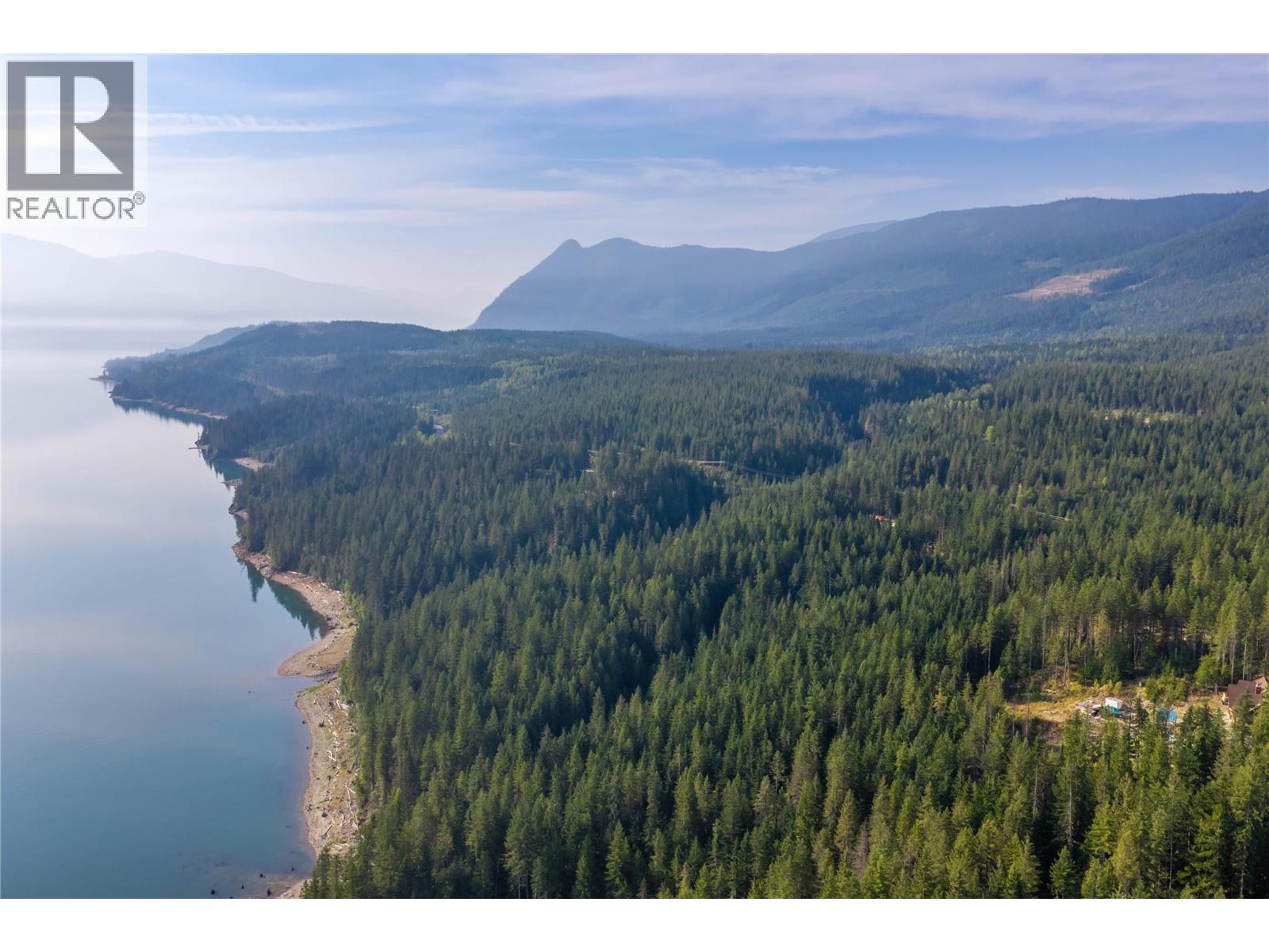 8044 23 South Highway, Revelstoke