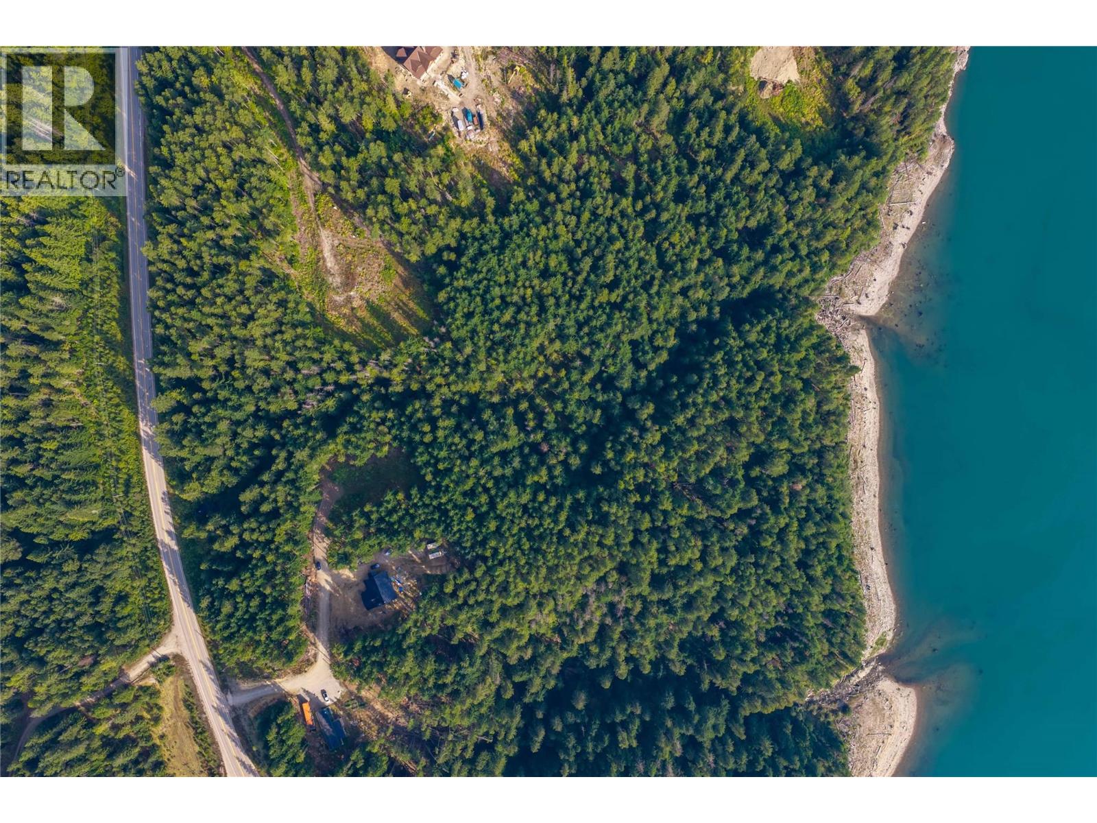 8044 23 South Highway, Revelstoke