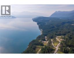 8044 23 South Highway, Revelstoke, BC V0E2S0 Photo 19