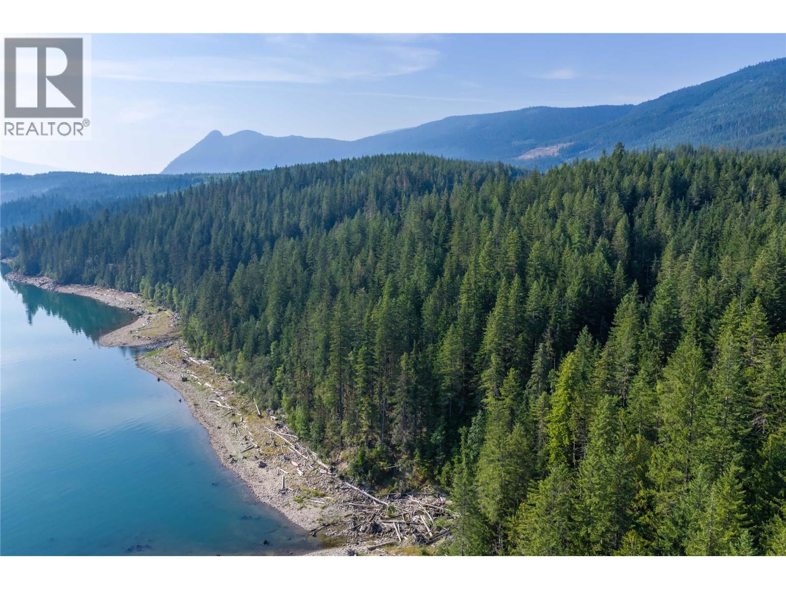 8044 23 South Highway, Revelstoke