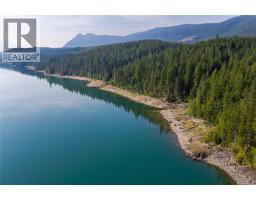 8044 23 South Highway, Revelstoke, BC V0E2S0 Photo 23