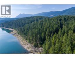 8044 23 South Highway, Revelstoke, BC V0E2S0 Photo 36