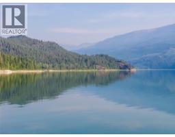 8044 23 South Highway, Revelstoke, BC V0E2S0 Photo 46