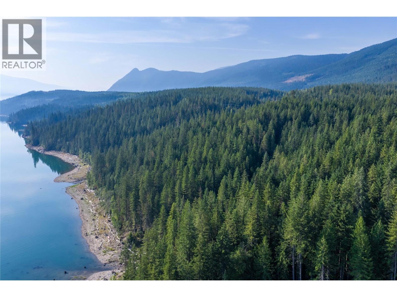 8044 23 South Highway, Revelstoke