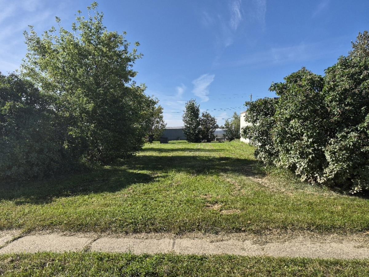 Tofield, Alberta, T0B4J0