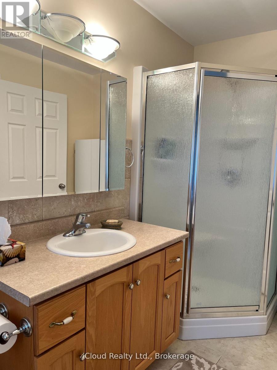 782 BRENTWOOD DRIVE - 21
