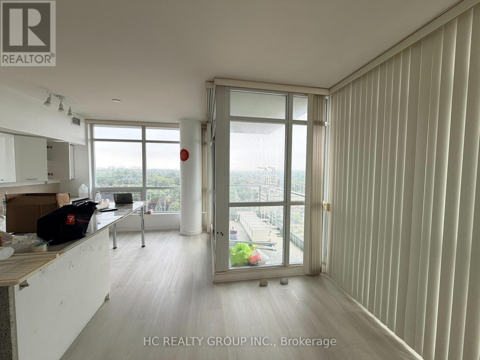 #Ph09 15 Singer Court, Toronto (Bayview Village), Ontario, M2K0B1, Toronto (Bayview Village), Ontario — photo 2 of 5