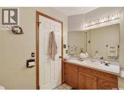 720 6th Avenue, Rosthern, SK S0K3R0 Photo 30