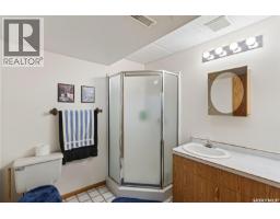 720 6th Avenue, Rosthern, SK S0K3R0 Photo 39