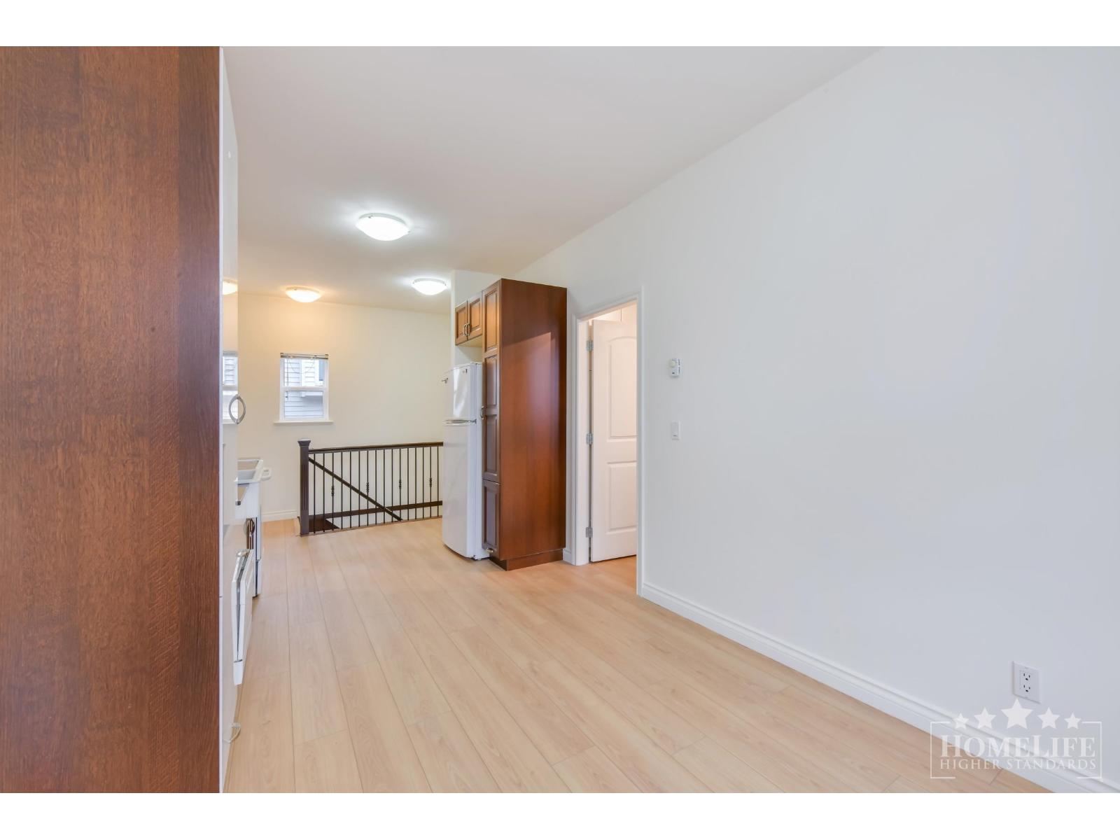 Coach House 6983 192 STREET, Surrey