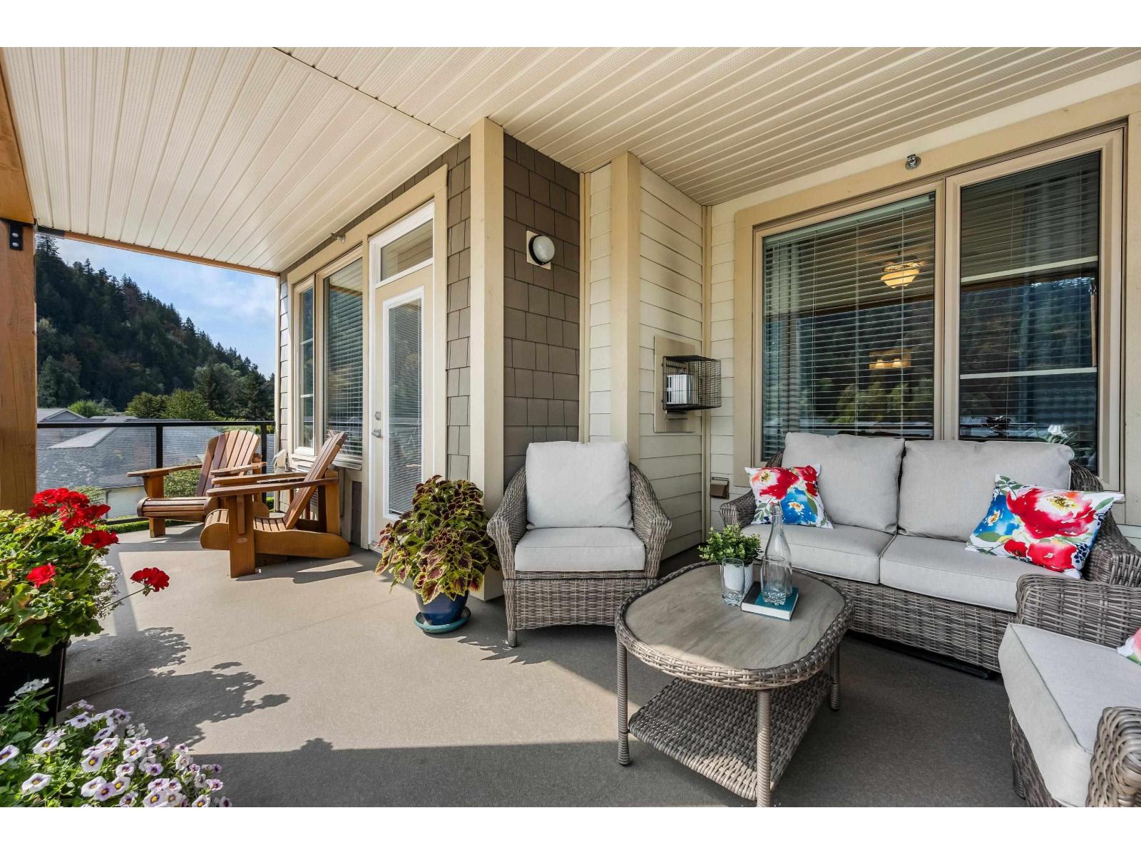 #311 45746 KEITH WILSON Road, Chilliwack, British Columbia, V2R1J9, Chilliwack, British Columbia — photo 4 of 5