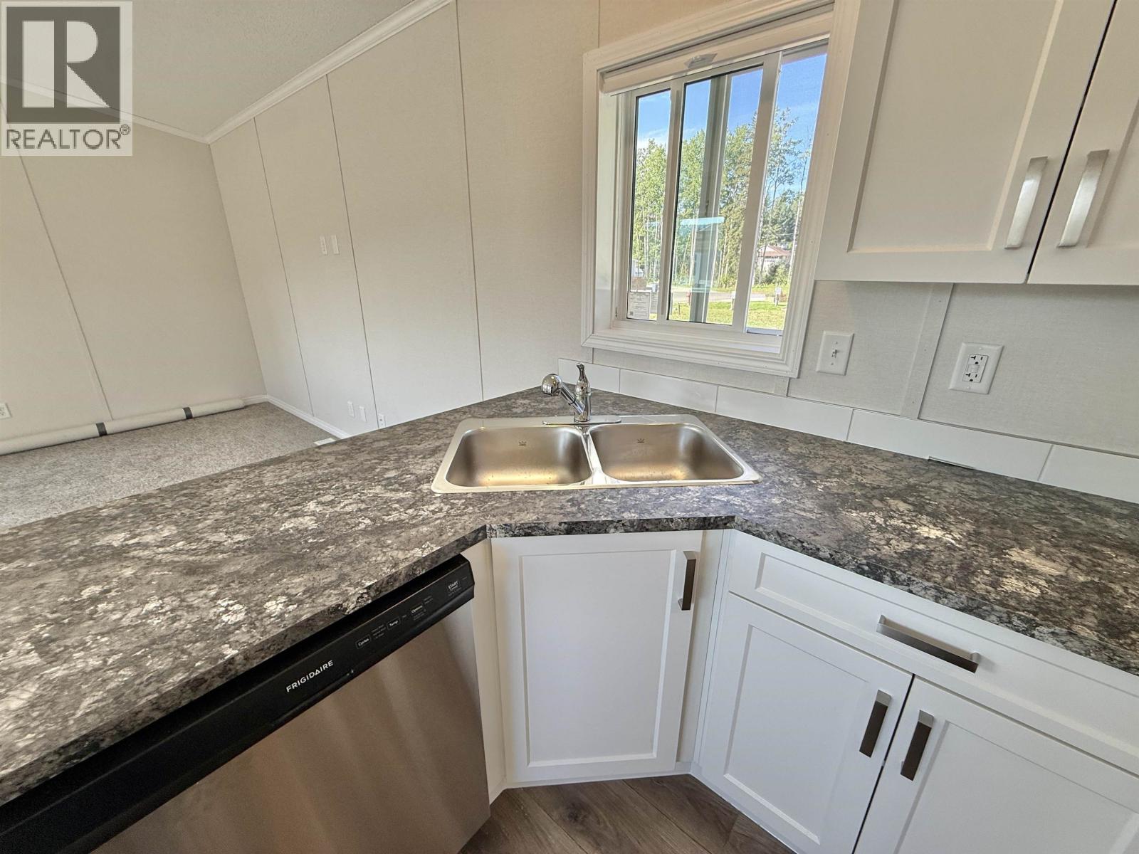 #86 313 WESTLAND ROAD - Image 15