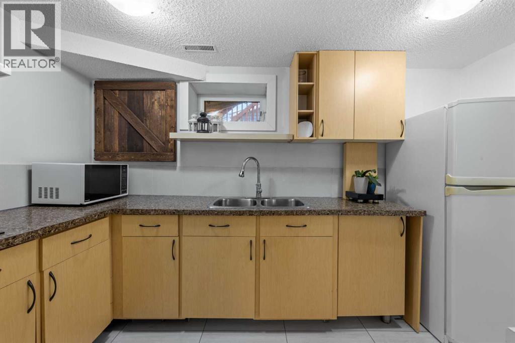 460 Parkridge Crescent SE - 33