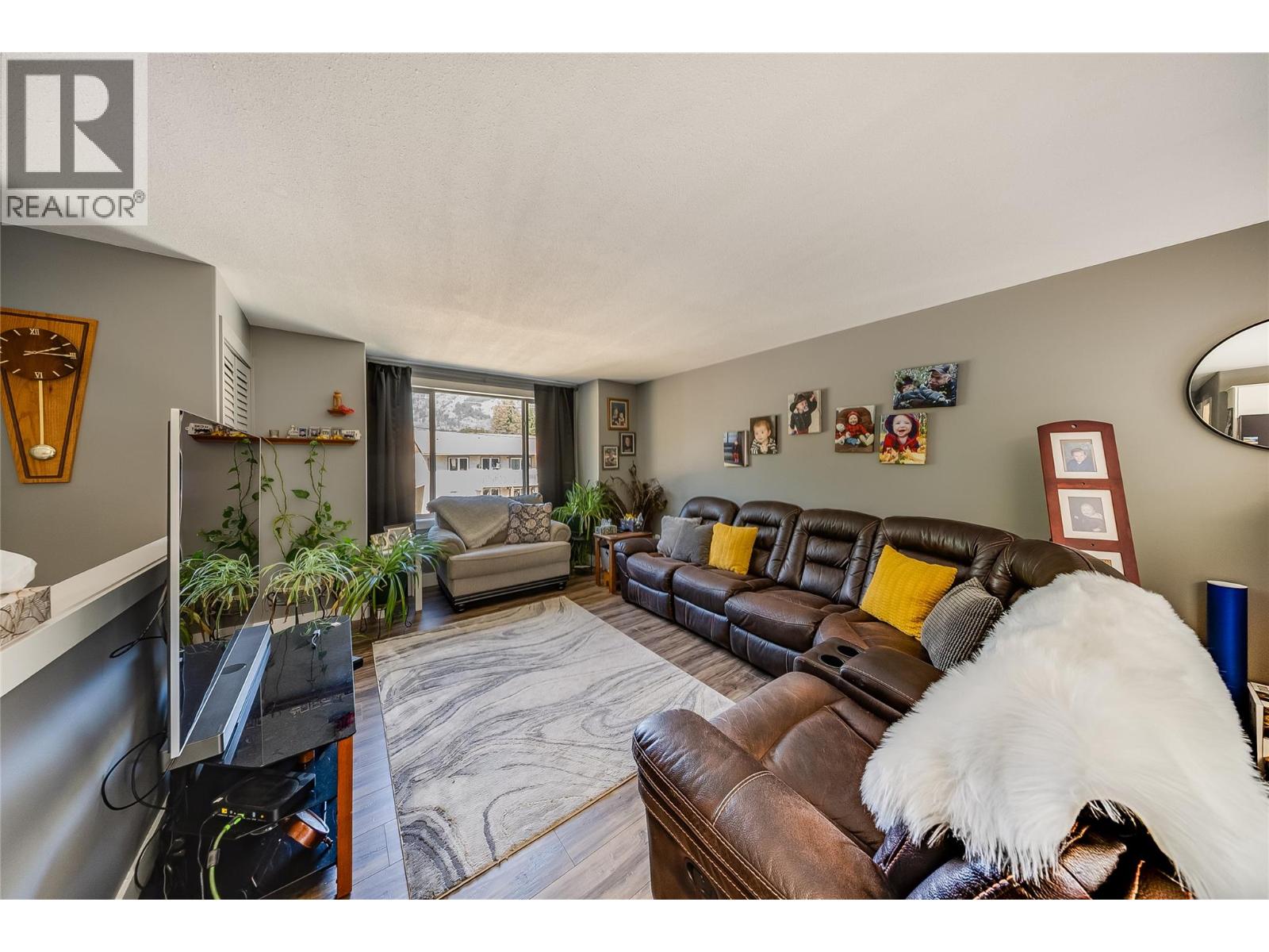 644 8th Street - 7