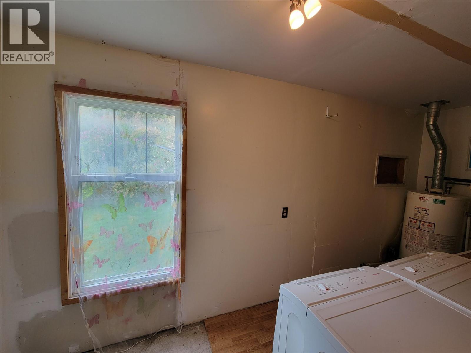 1292 Highway 3A Unit# 9, Keremeos