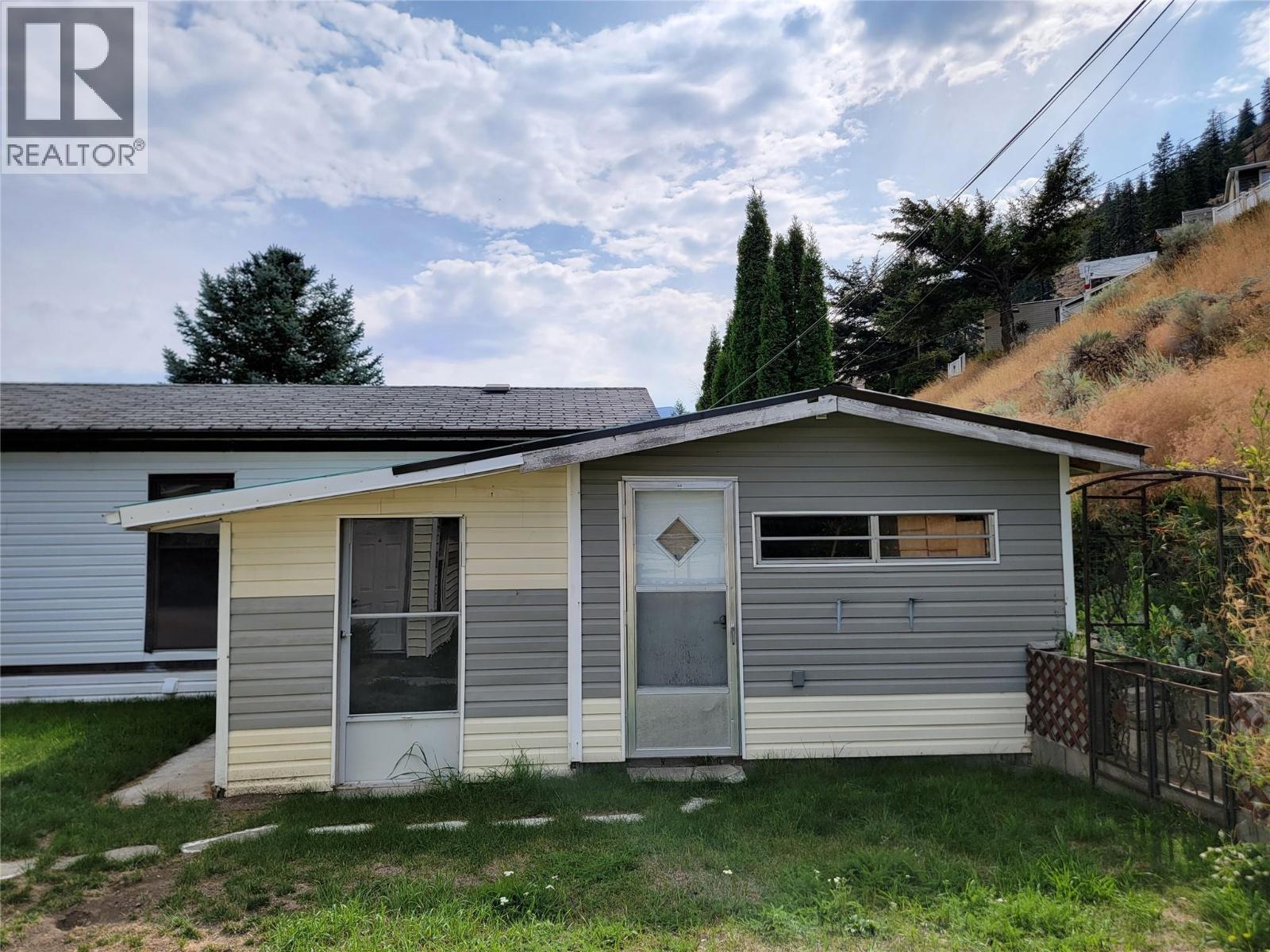 1292 Highway 3A Unit# 9, Keremeos
