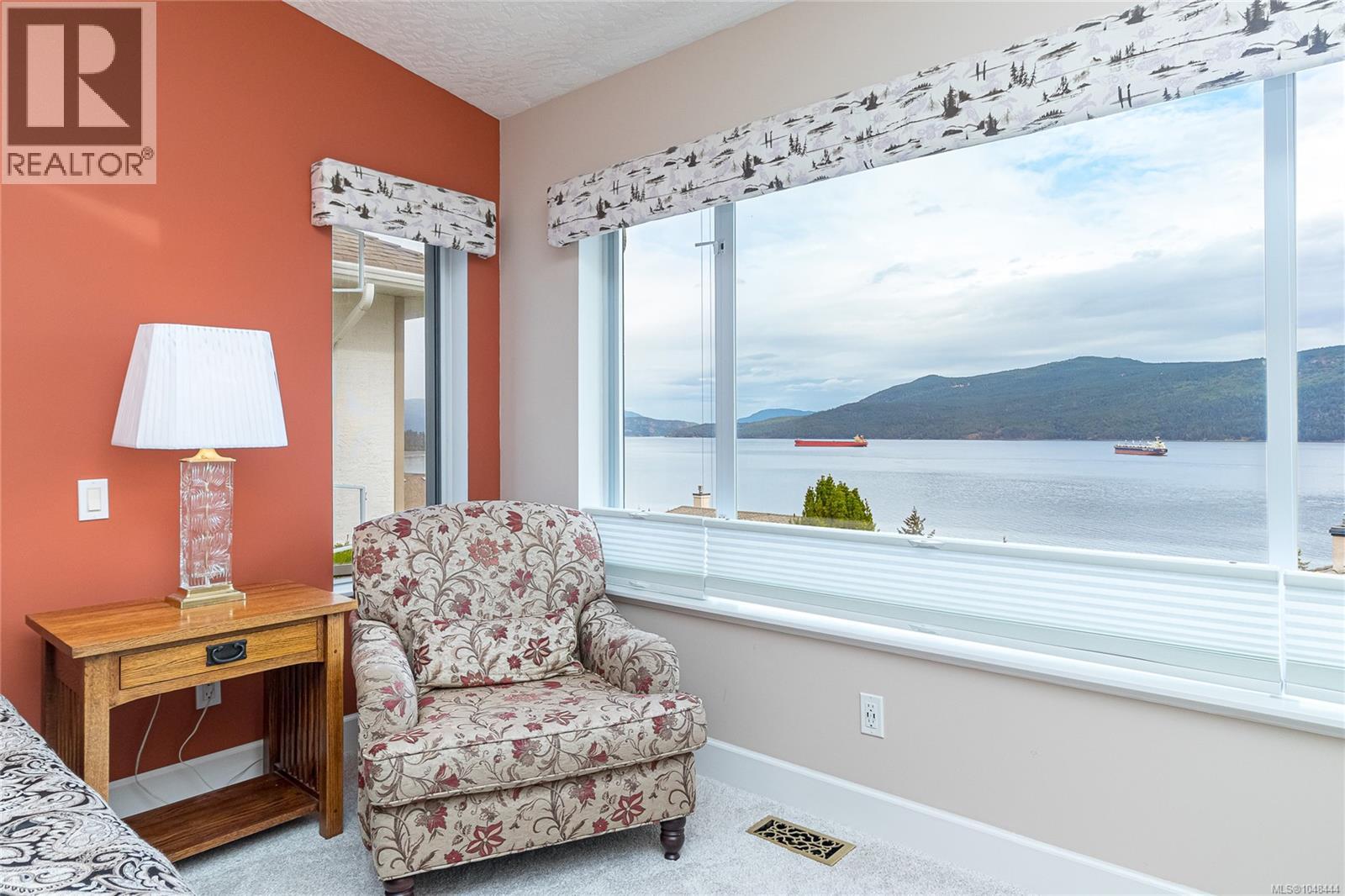  498 Seaview Way, Cobble Hill