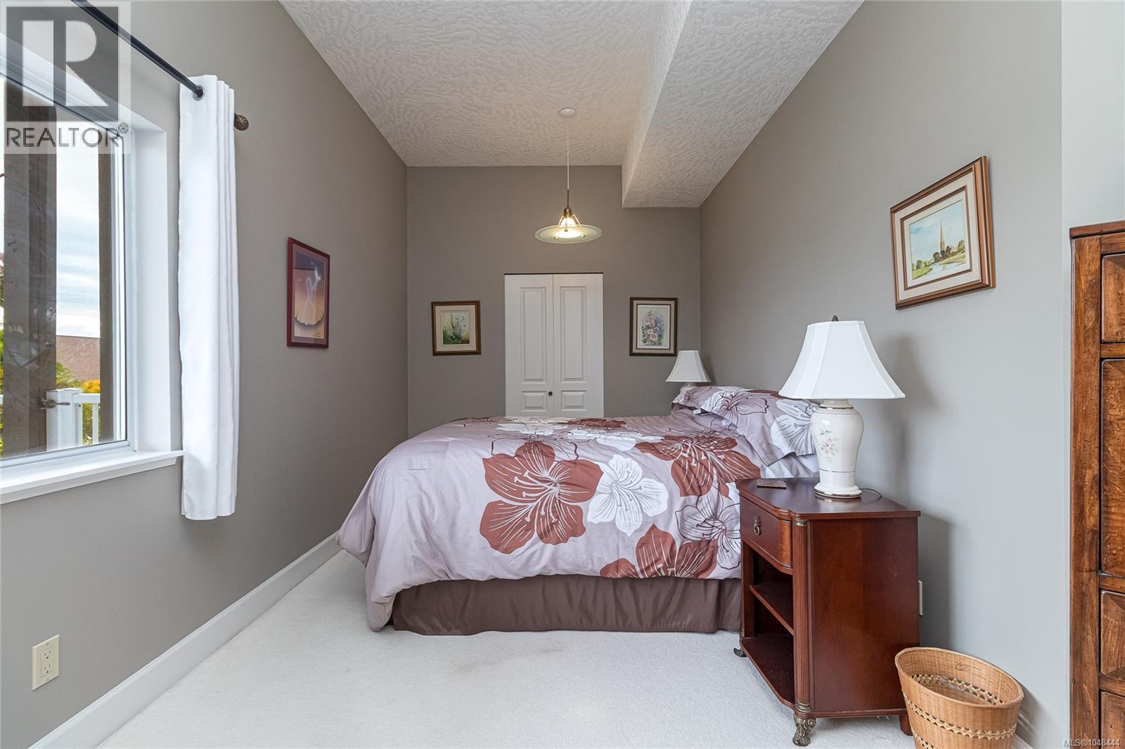  498 Seaview Way, Cobble Hill