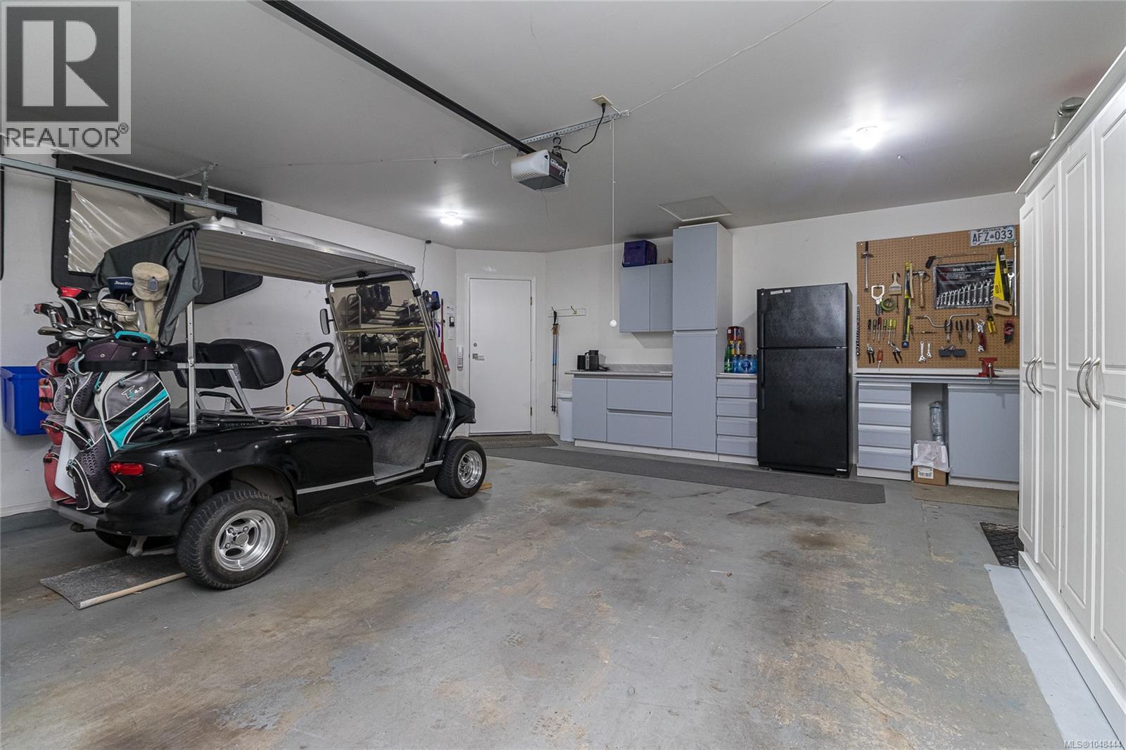  498 Seaview Way, Cobble Hill