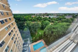 10h 300 Roslyn Road, Winnipeg, MB R3L0H4 Photo 15