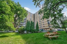 10h 300 Roslyn Road, Winnipeg, MB R3L0H4 Photo 28