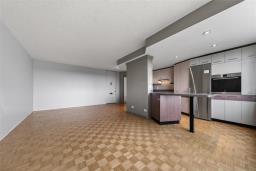 10h 300 Roslyn Road, Winnipeg, MB R3L0H4 Photo 6