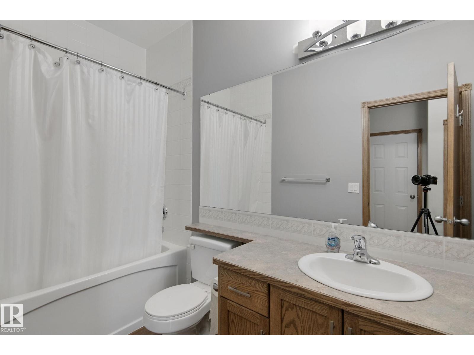 #2 9 Deer Park DR S - 26