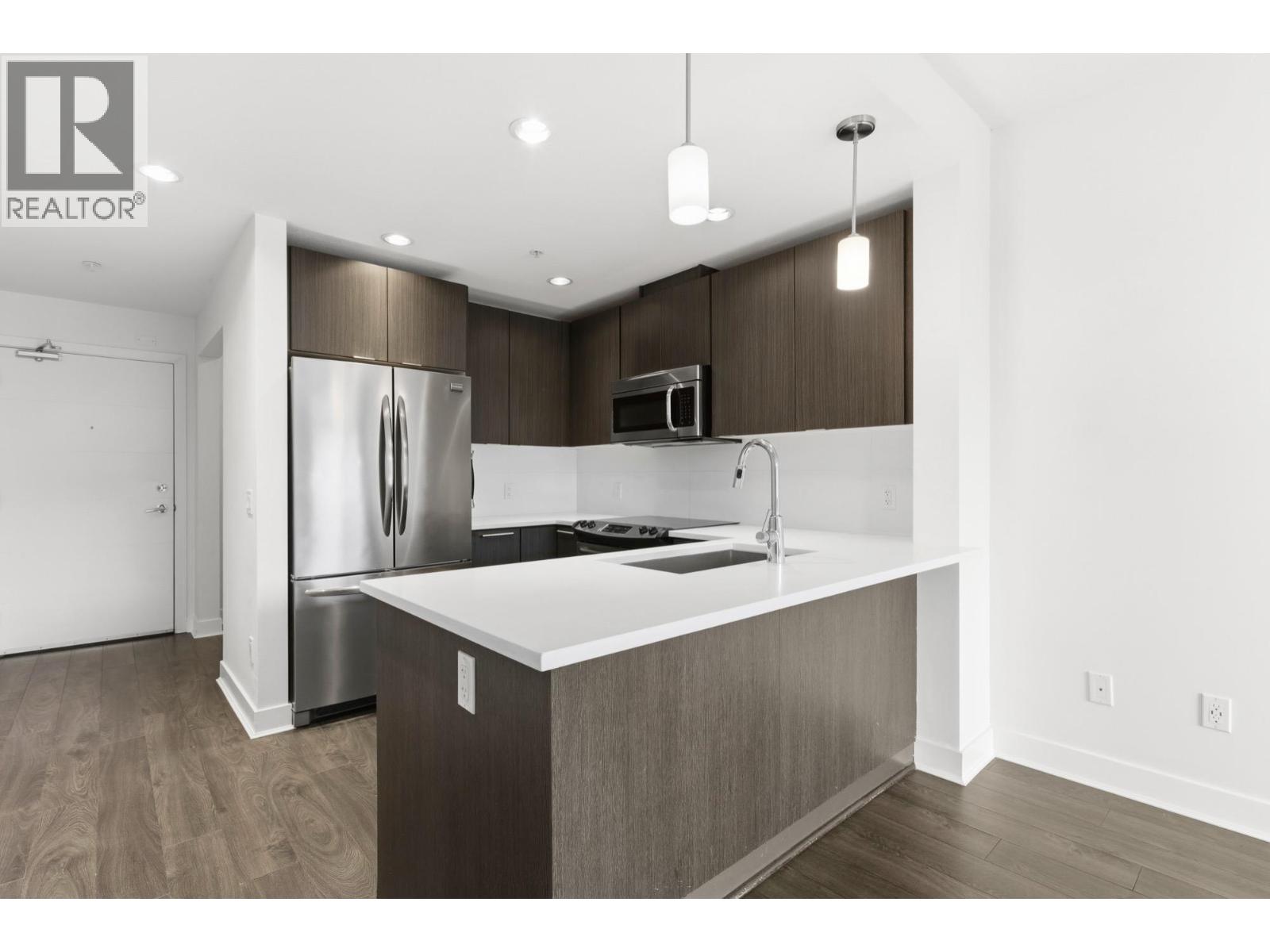 511 733 W 3RD STREET, North Vancouver — photo 7