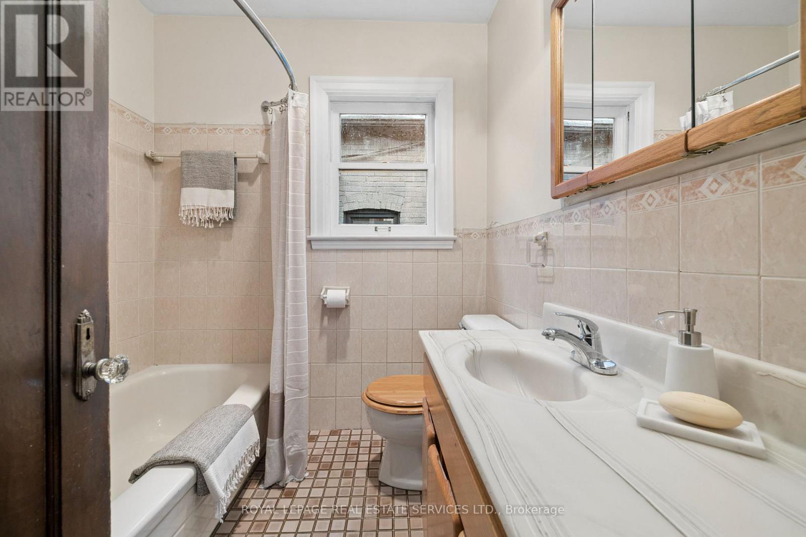 87 RIVERVIEW GARDENS - 15