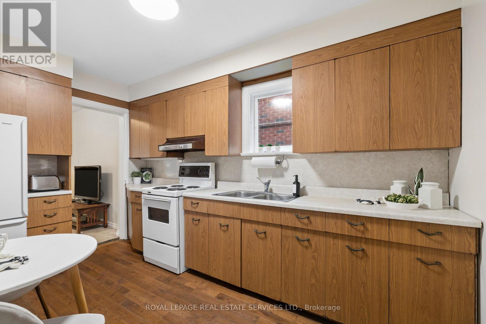 87 RIVERVIEW GARDENS - 9