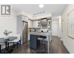 817 - 1830 Bloor Street W, Toronto, ON M6P0A2 Photo 6