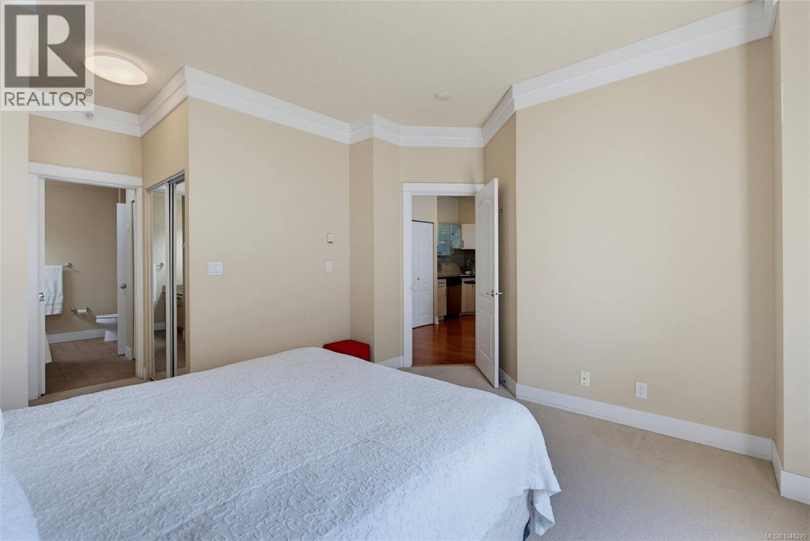 401 845 Yates Street, Victoria