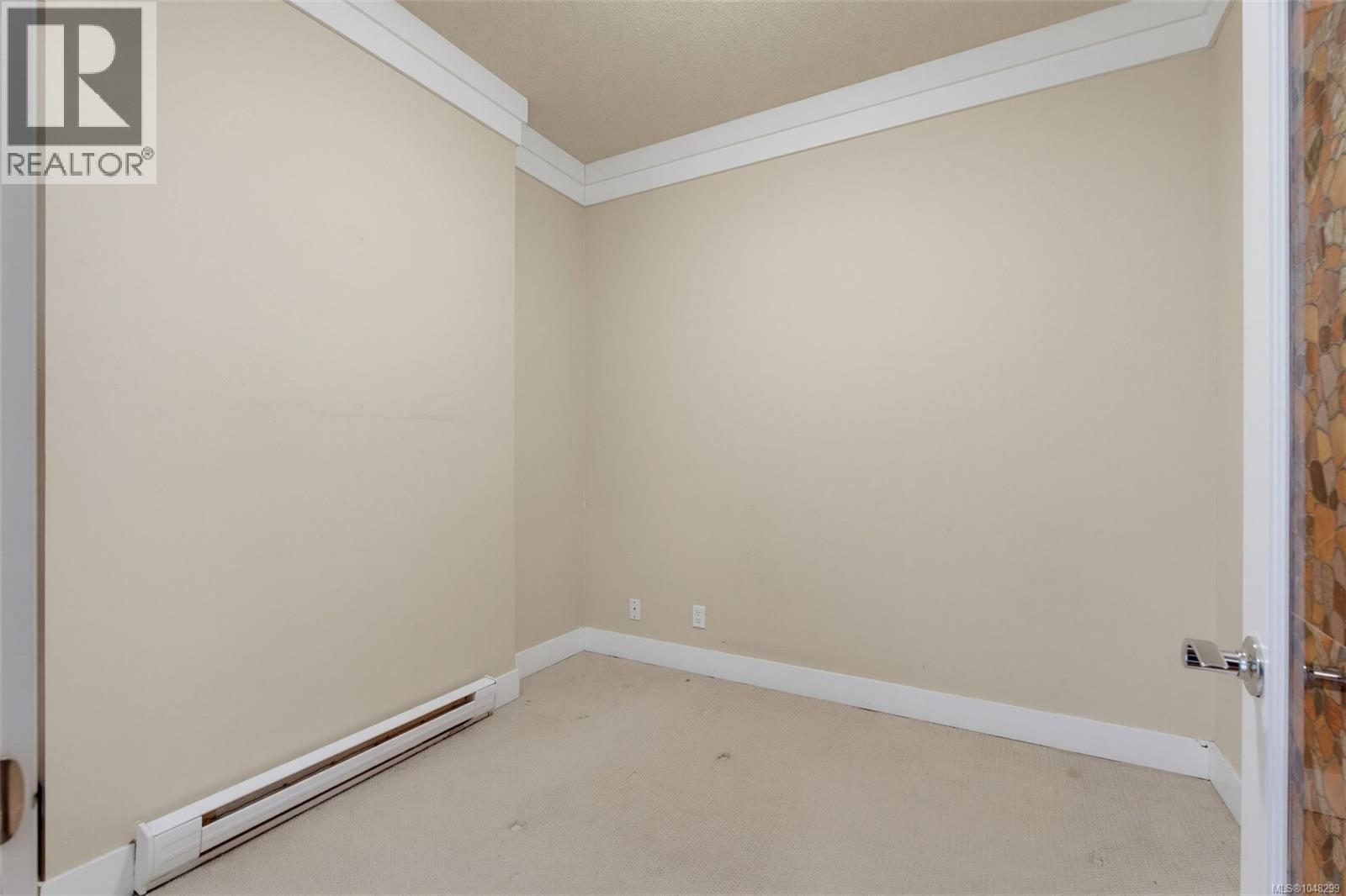 401 845 Yates Street, Victoria