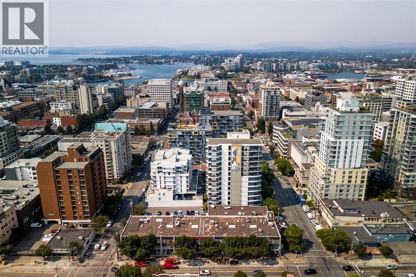 401 845 Yates Street, Victoria